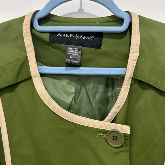 Ashley Stewart Olive Green Trench Coat with Cream Trim - Picture 3 of 4